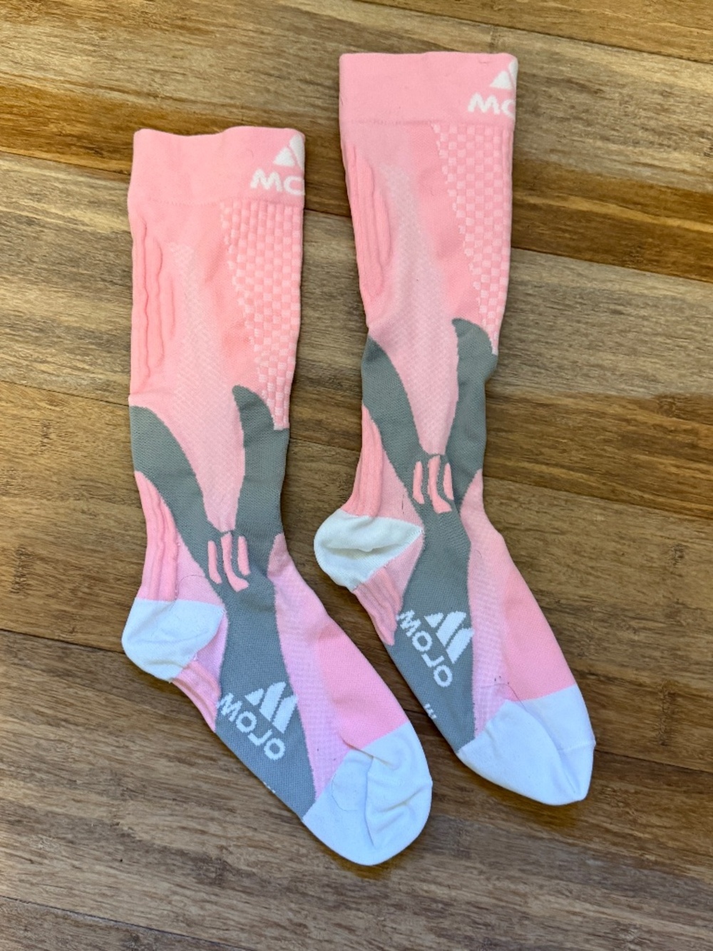 Mojo Athletic Compression Socks, size Medium